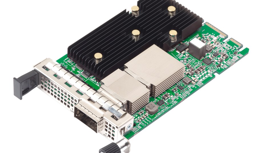 Broadcom's 400G PCIe Gen 5.0 Ethernet adapter.