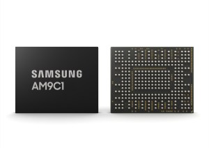 Samsung's AM9C1 automotive SSD.