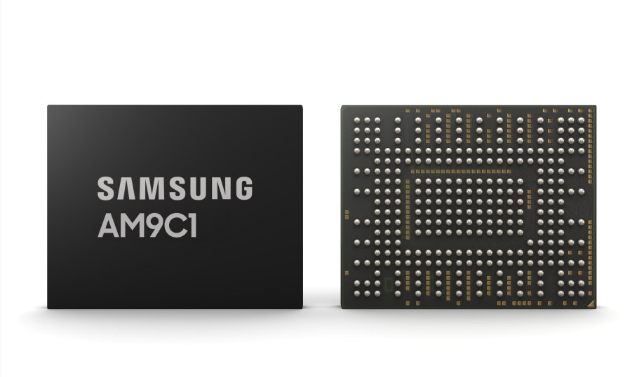 Samsung's AM9C1 automotive SSD.