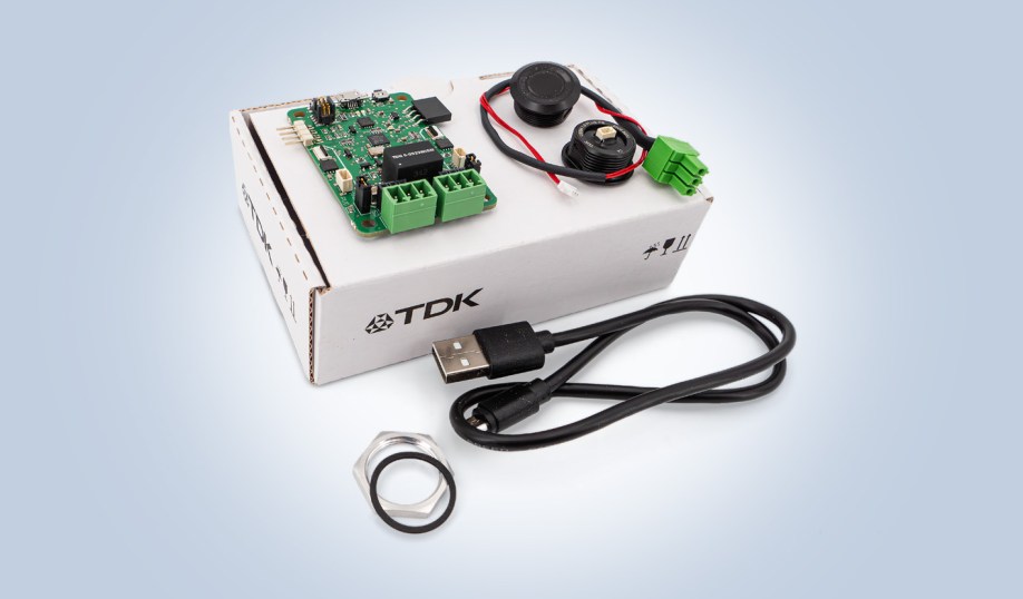 TDK's demo kit for the USSM1.0 PLUS-FS ultrasonic sensor modules.