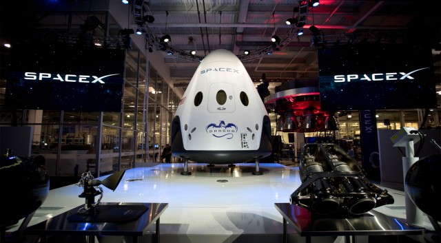 spacex-dragon-v2