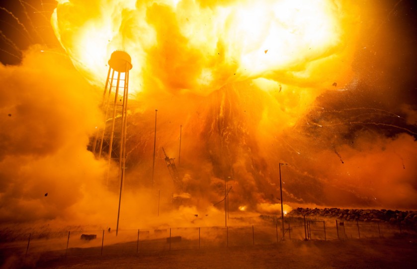 Antares rocket explosion 5