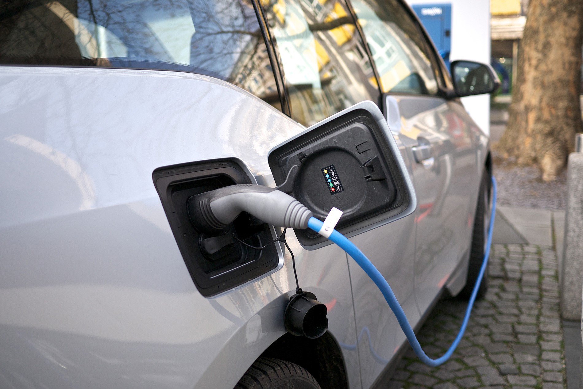 Electric_Vehicle_Charging