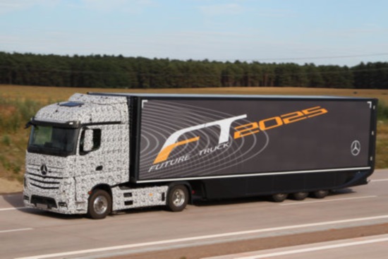 Mercedes Benz driverless truck 02