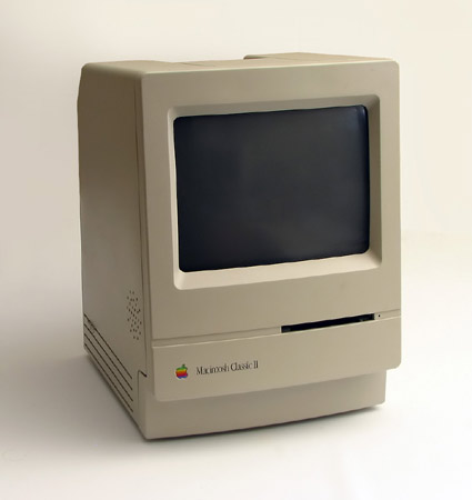 Macintosh_Classic_II_1991