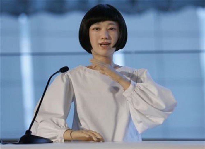 Japanese human-like android 3