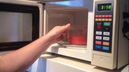 Raspberry Pi Microwave 01