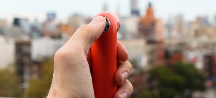 Holding an HTC Re