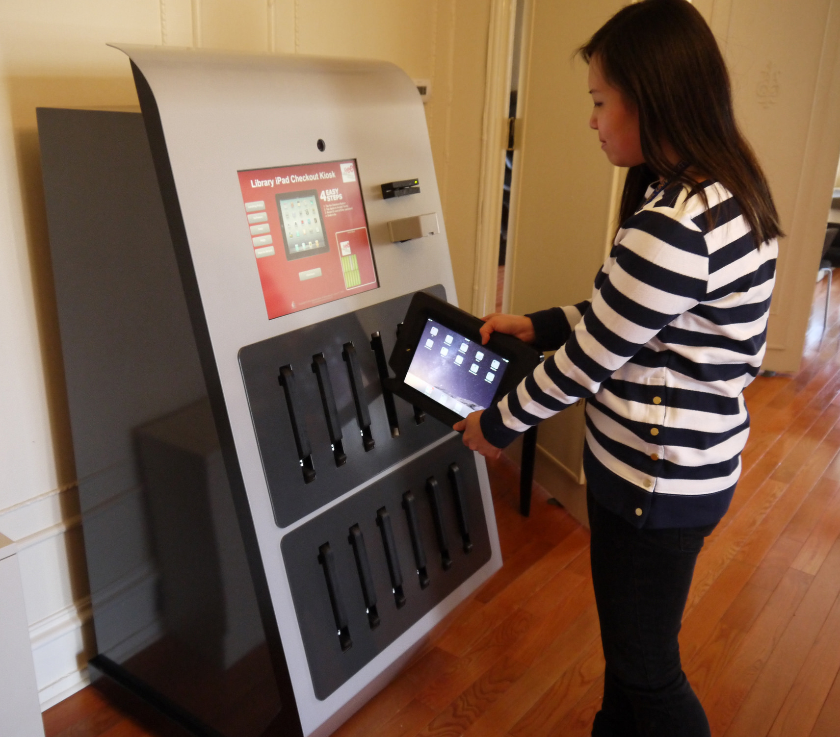 iPad Vending Machine