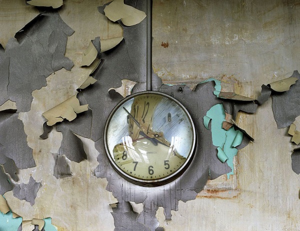 Melted clock