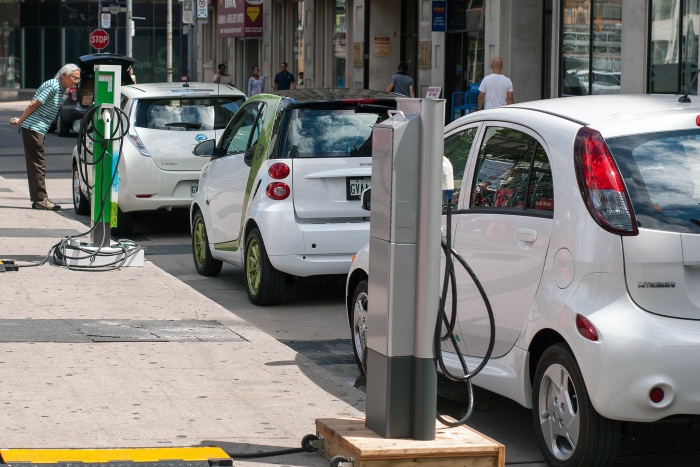 Plug-in battery cars