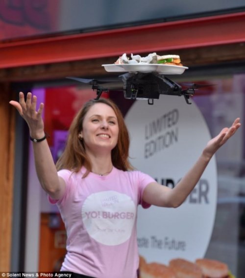 iTray flying drone waiter