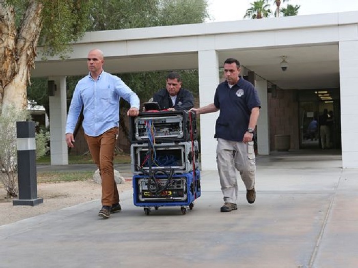 Police raid using a mouse jiggler.