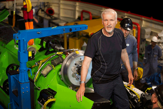 Hollywood director James Cameron to pilot submarine to the bottom of Mariana Trench