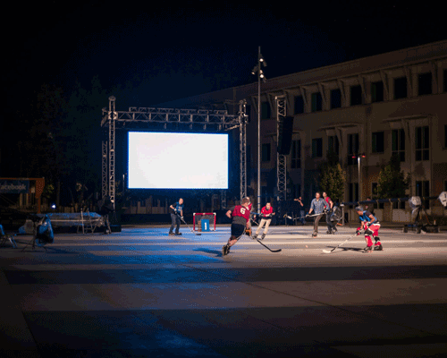 Facebook hosts all-night Hackathon leading up to IPO