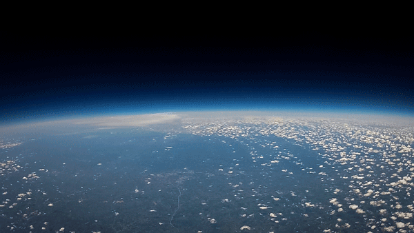 Sixth graders send weather balloon into space, collect amazing photos