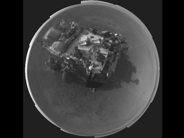 Image of the Day: Curiosity’s Self-Portrait