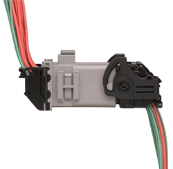Connection system handles 32 circuits