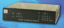 PoE switch powers four IEEE802.3af devices