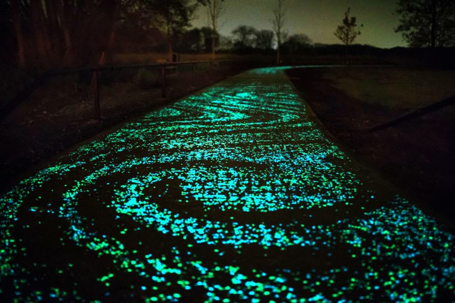 Glowing-Bike-Path