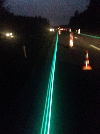 Glow_in_the_dark_road_3