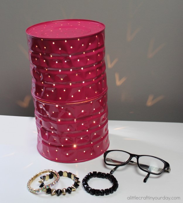 DIY Tin can lamp