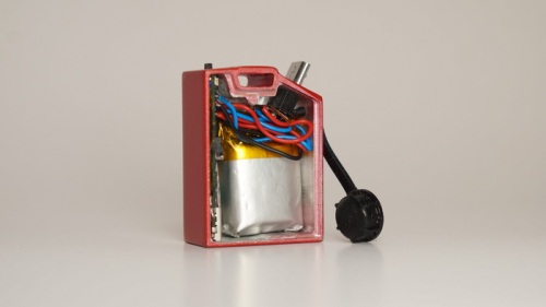 Cross section of the Devotec Fuel Micro Charger displaying the internal components