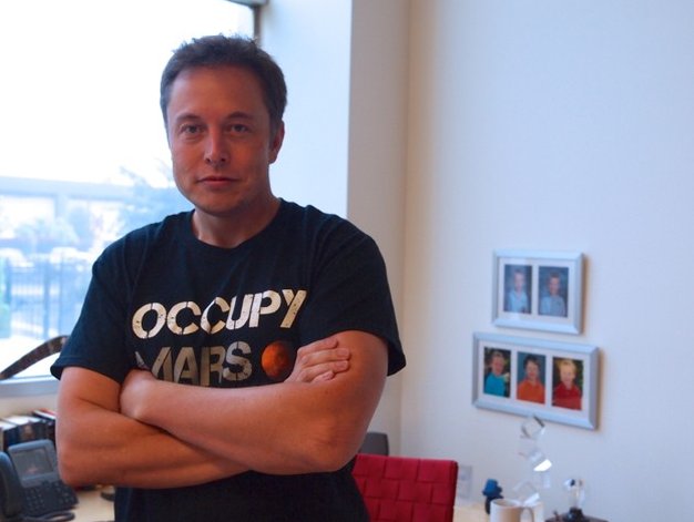 Elon Musk with Mars shirt