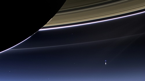 What earth looks like from Cassini probe