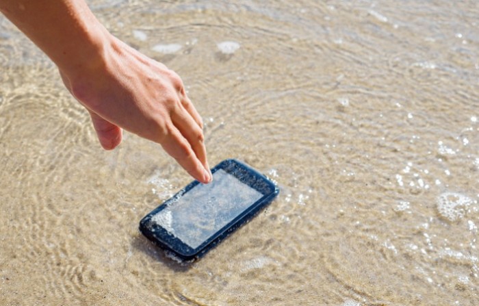 smartphone dropped in water